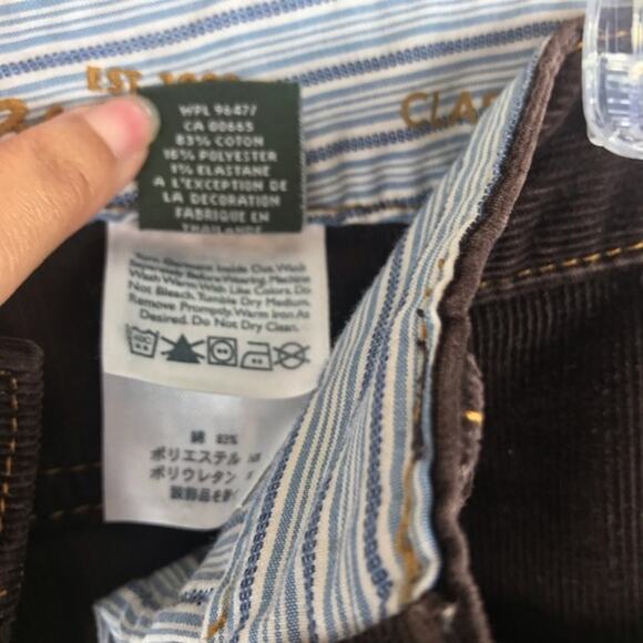 Carbon - Picture 2 of 5